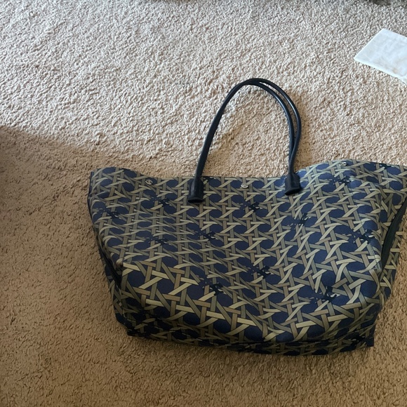 Tory Burch Basketweave Canvas/ Leather Handles Tote Bag Navy - Picture 2 of 8